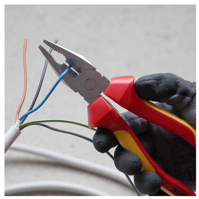 Alicates universales WETEC VDE. mango de 3 componentes. 160 mm